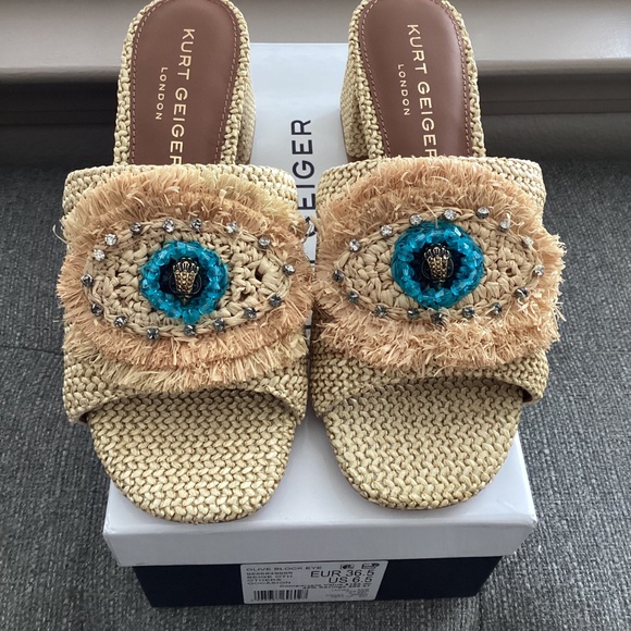 Kurt Geiger London Olive Block Heel Slide Sandal (Women), size 6.5US / 36.5EU - Picture 6 of 12